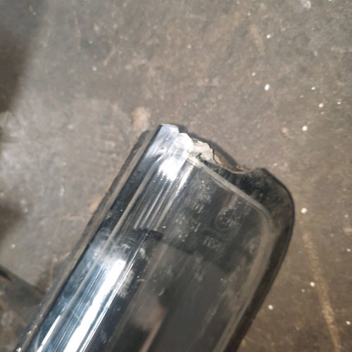 Ford Focus MK2 rear lights used, one with crack