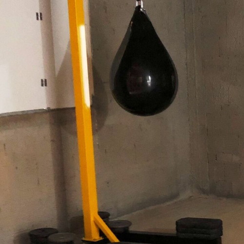 Leone Water Boxing Bag 80 Liters With Stand New
