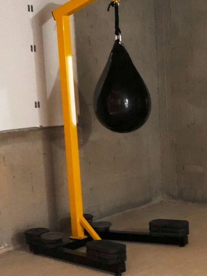 Leone Water Boxing Bag 80 Liters with Stand New