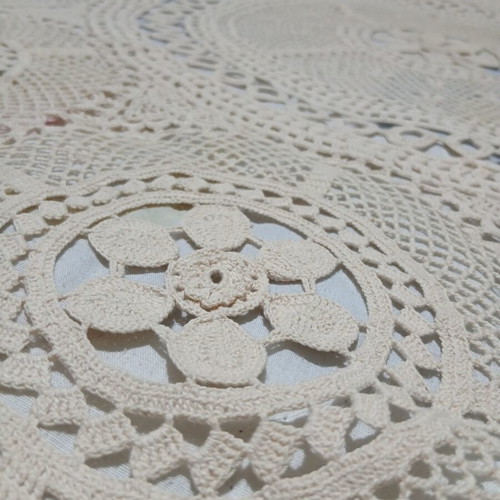 Machine lace round tablecloth 1.80 m, unused