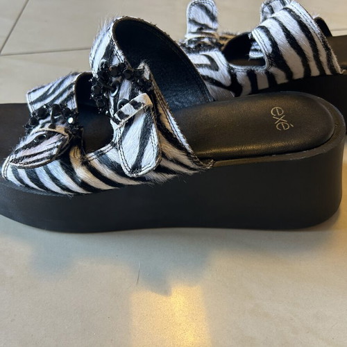 Exe platform sandals like new, size 41, black and white