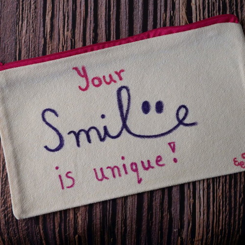 Hand-painted toiletry bags pack of 12 like new