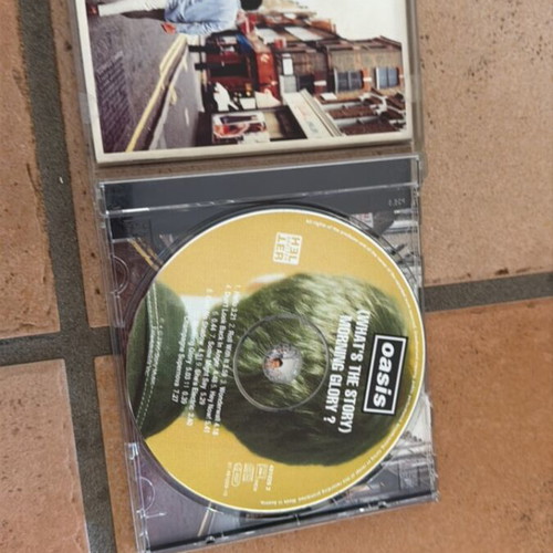 Oasis (What’s the story) Morning Glory album like new, punk