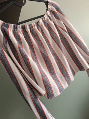 Zara crop top off shoulder used, striped, grey and beige