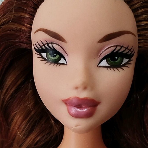 My Scene dolls used, lot of 3 damaged for projects