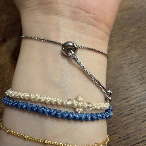 Bracelet with zircon stones new, silver color, special clasp