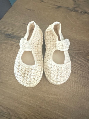 Espadrille shoe for girl size 20 new