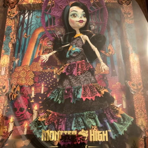 Monster High Howlidays Doll "Skelita Calaveras" HXH99 new