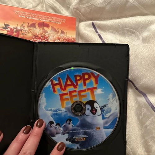 Happy Feet movie like new, animated