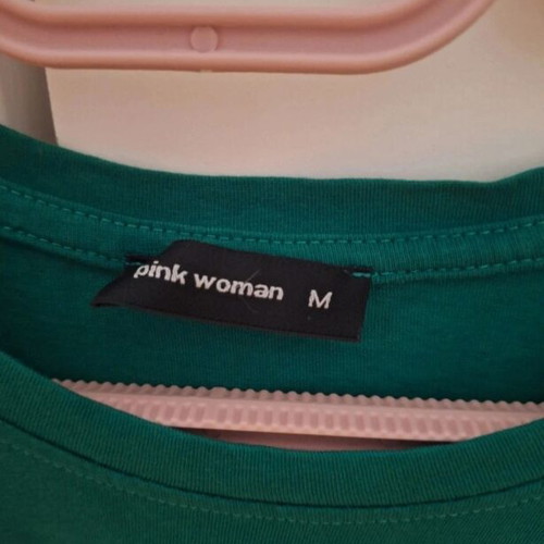 Pink Woman green women's T-shirt size M