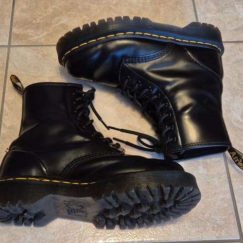Dr. Martens boots size 37 like new, black