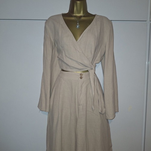 Zara woman beige linen set with wrap top and trousers, medium size
