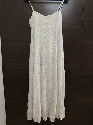 Dazy white lace dress, medium size