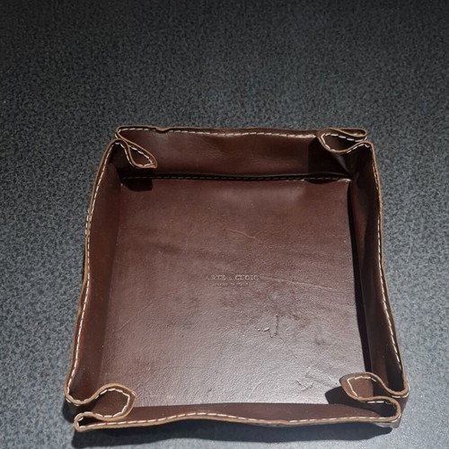 Arte & Cuoio luxury leather valet tray with metal core