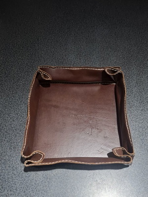 Arte & Cuoio luxury leather valet tray with metal core