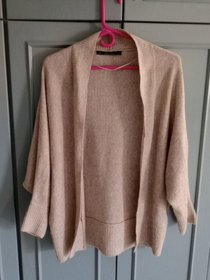 Zara cardigan size S beige like new