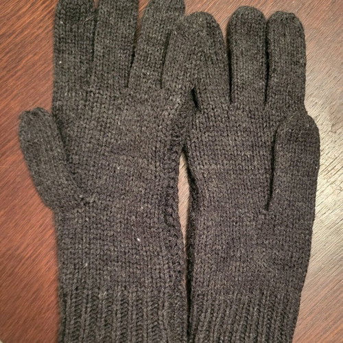 Women's dark gray gloves like new, unworn