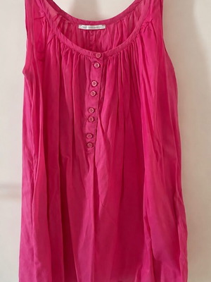 Fuchsia sleeveless blouse dress with pockets
