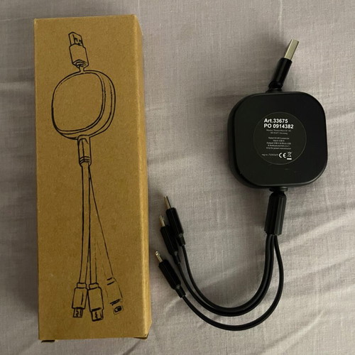 Mobile Charging Cable with 3 Different Connectors USB-C Micro USB Lightning new