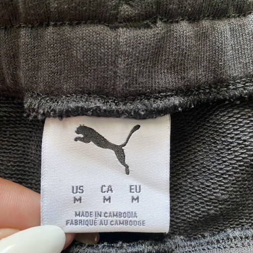 Puma Cargo Shorts Size M, New, Black
