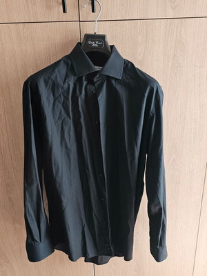 Zara men's white shirt XL tailored fit - 12,00 - Vendora.cy Zara men's white shirt XL tailored fit - 12,00 - Vendora.cy