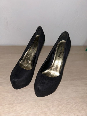 High-heeled shoes used, 10 cm heel, size 37, black