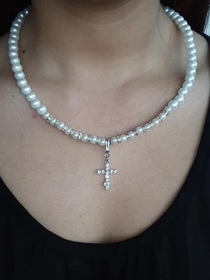 Handmade necklace with pearls, silver rondelles and cross with rhinestones