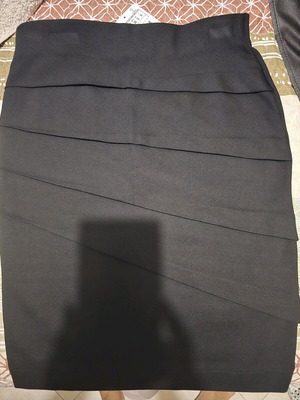 Various tight skirts Small new, pack