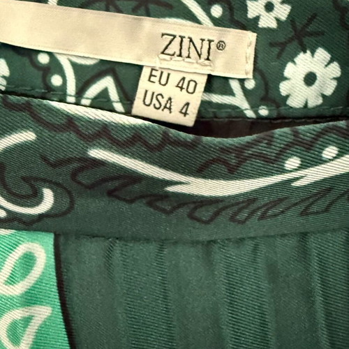 Zini pleated skirt with paisley print like new, green
