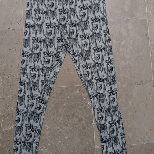 Tally Weijl leggings with skeleton print, size 40, like new, grey