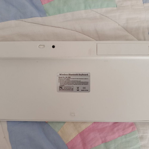 Bluetooth Keyboard BK 3001 like new, compatible with multiple devices