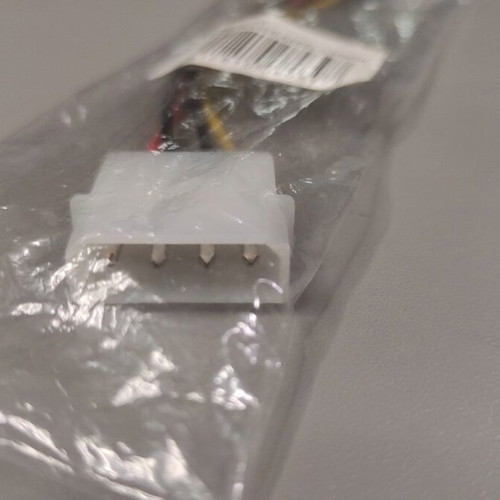 Molex to SATA Cable 10.5 cm New