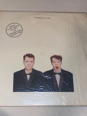 Pet Shop Boys Actually βινύλιο LP μεταχειρισμένο, σπάνιος ελληνικός δίσκος με ένθετο