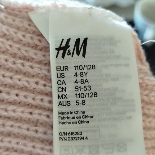 Children's girls set hat and neck warmer 4-8 years like new