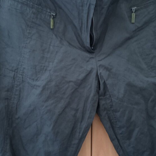 Emozioni Bermuda shorts like new, black, size M