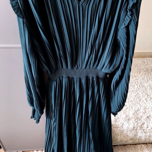 Zara emerald green dress new with stand collar and long sleeve