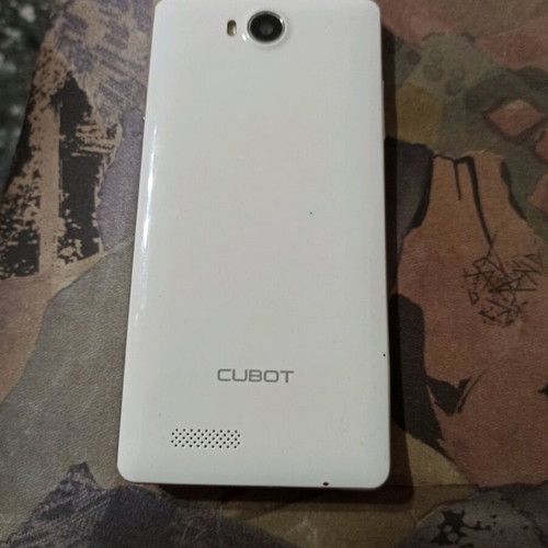 Cubot S208 used for parts without battery and charger