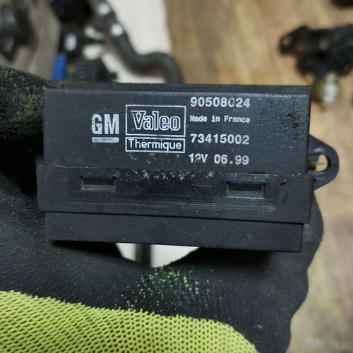 Resistor Opel Vectra GM 90508024 used