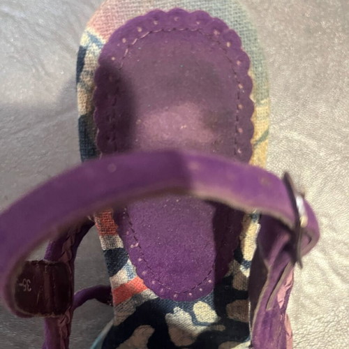 Sandals size 39 like new, multicolor suede with wooden heel