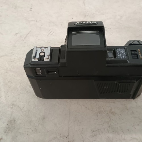 Sony camera with flash like new