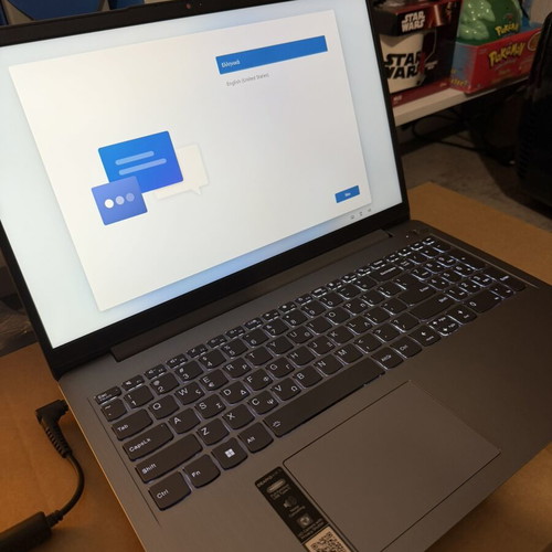 Lenovo IdeaPad 3 15ABA7 15.6" IPS FHD Laptop Ryzen 3 8GB 256GB SSD Windows 11