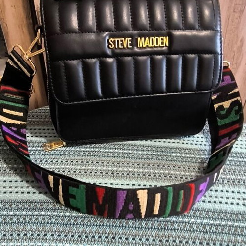 Steve Madden shoulder bag new with 2 authentic straps and metal details