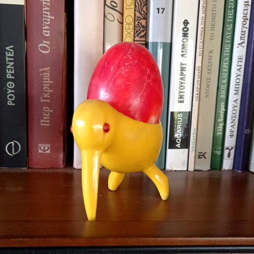 Vintage collectible kiwi with alabaster egg used