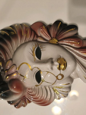 Venetian porcelain mask like new