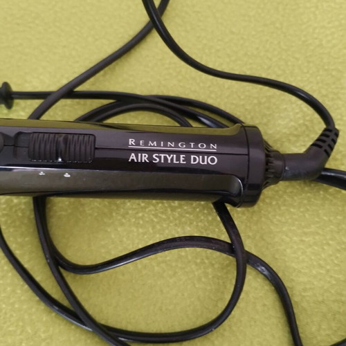 Hair styling iron like new, almost unused