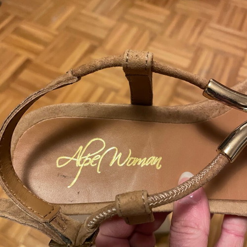 Alpe sandals like new, beige and gold, size 38