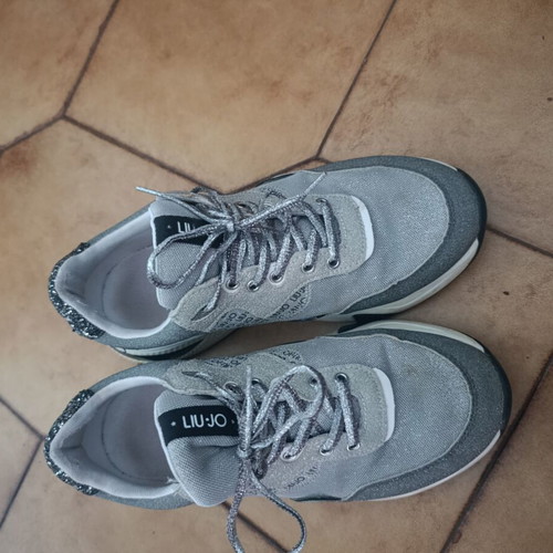Liu Jo women's sneakers used, black and silver with glitter, size 39