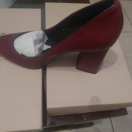 Marian Napa Burdeos pumps new