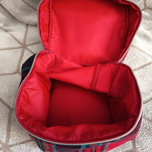 Elle bag tartan pattern, like new, red and turquoise