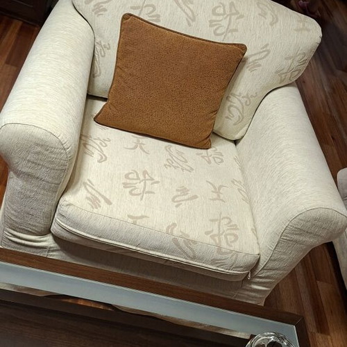 Sofa set like new, 1 three-seater and 2 single sofas